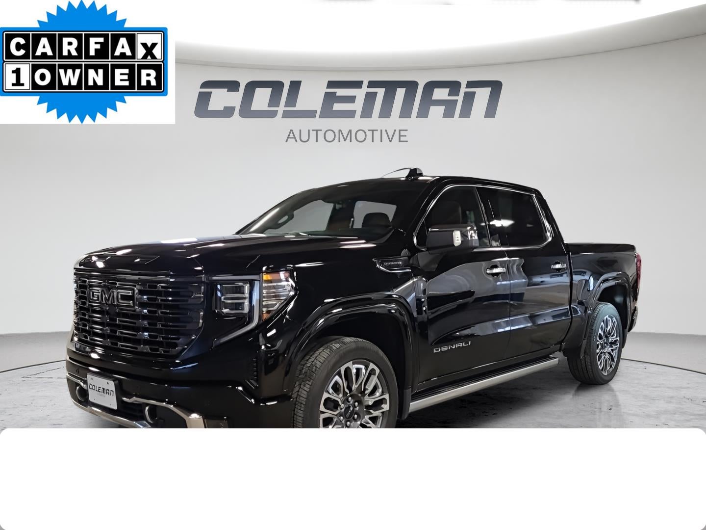 2025 GMC Sierra 1500 Denali Ultimate in Onyx Black — front three-quarter view