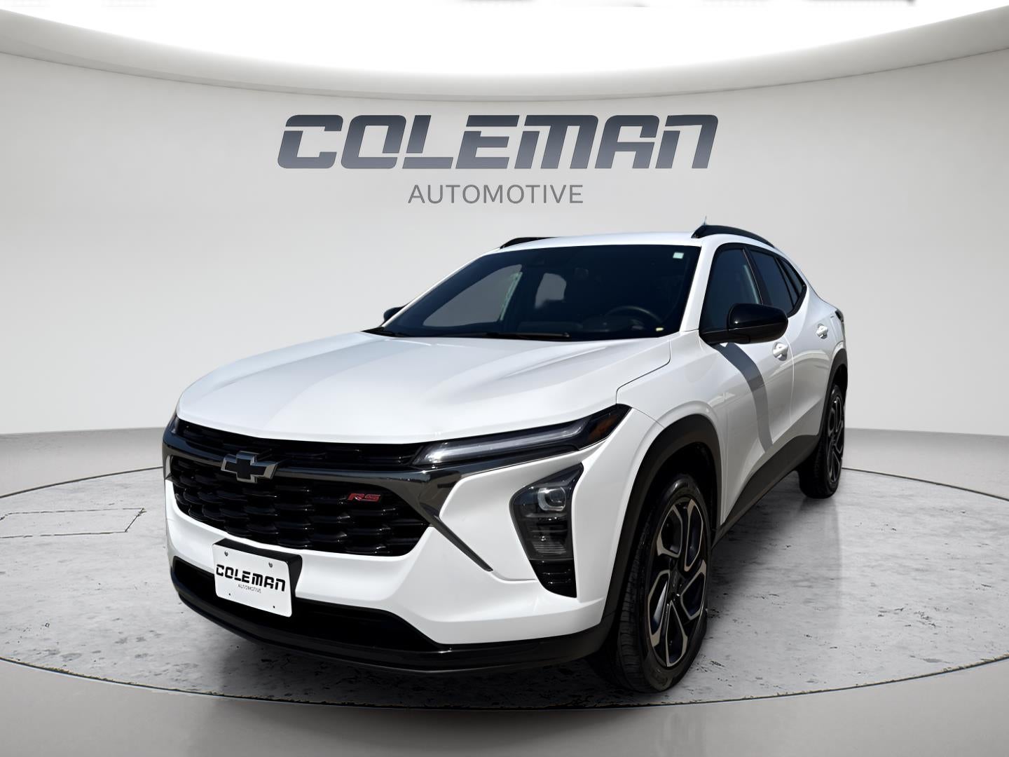 2025 Chevrolet Trax 2RS in Summit White — front three-quarter view