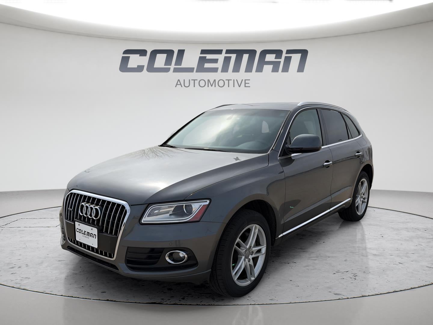 2017 Audi Q5 Premium Plus in Gray — front three-quarter view